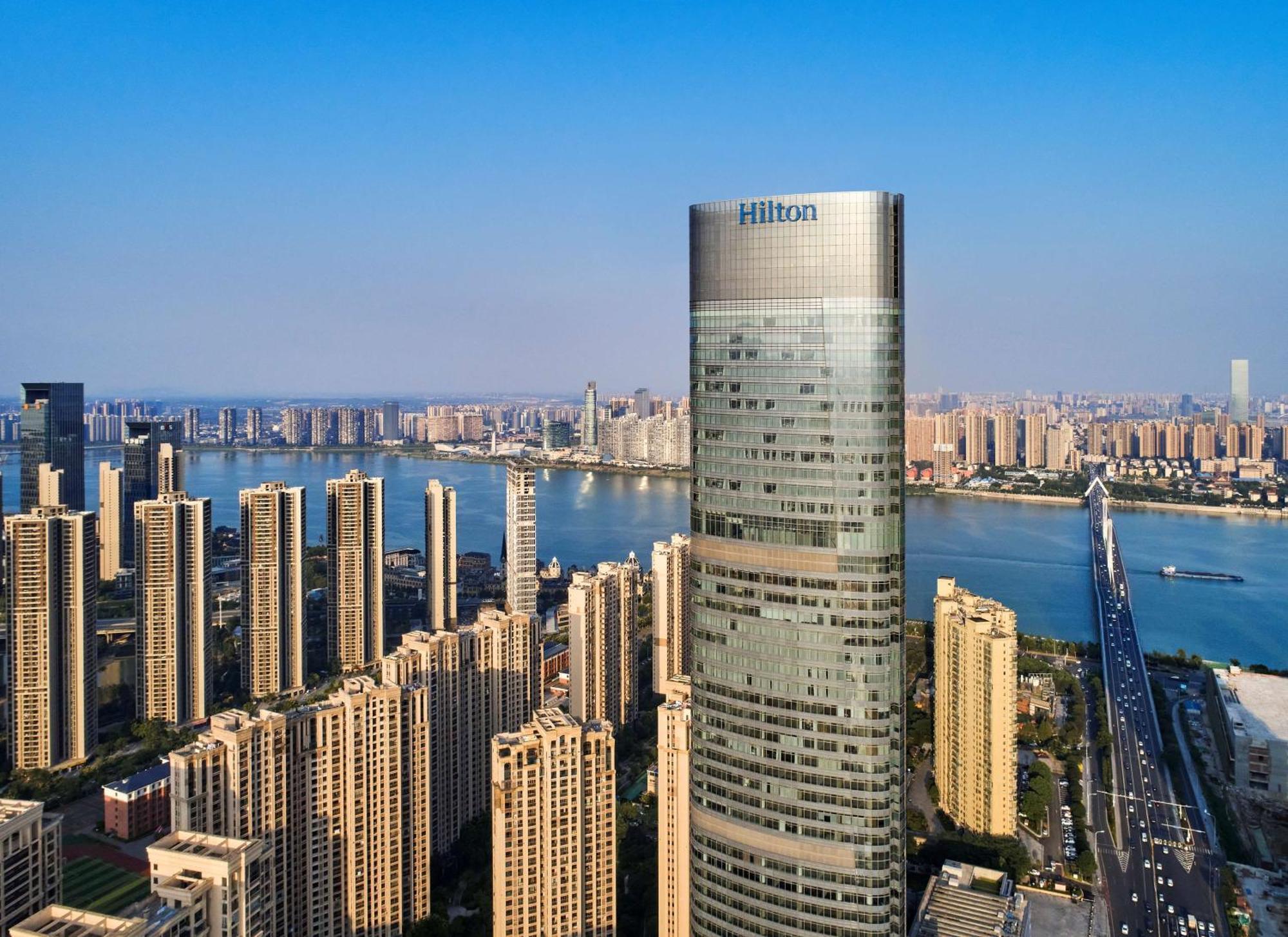Hilton Changsha Riverside المظهر الخارجي الصورة